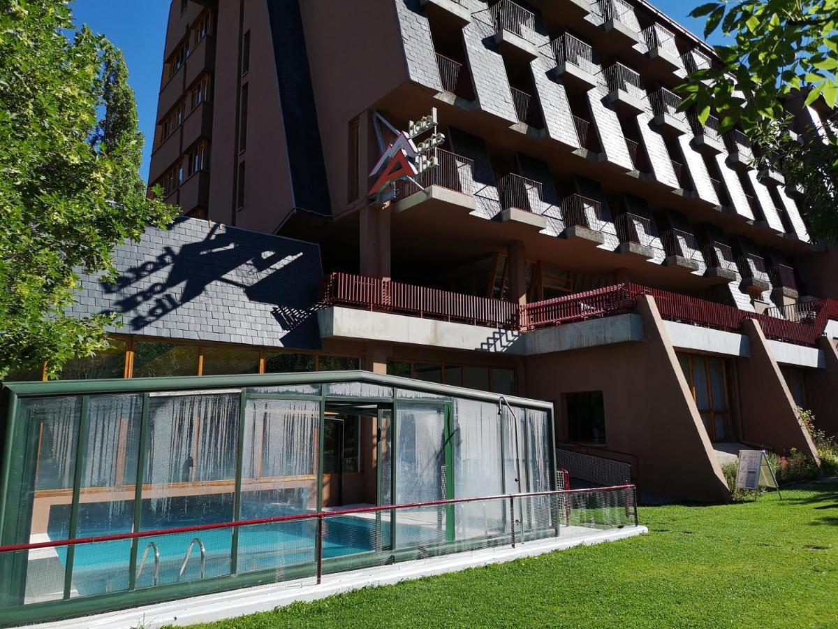 Evenia Monte Alba Hotel Cerler Exterior foto